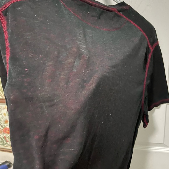 Guess T-shirt - Picture 3 of 3